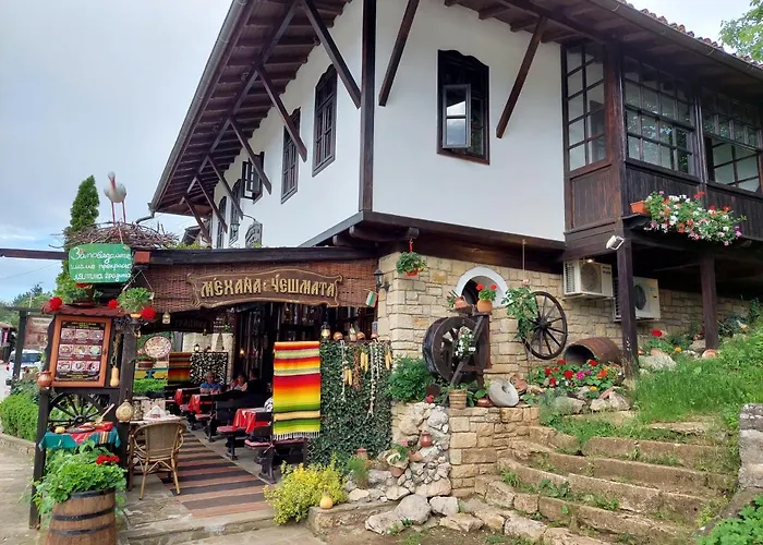 Pensjonat Guest Cheshmata 2*