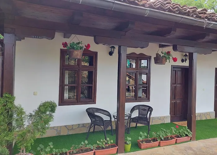 Pensjonat Guest Cheshmata 2*